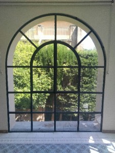 Rénovation – Menuiserie cintrée sur mesure en acier thermolaqué