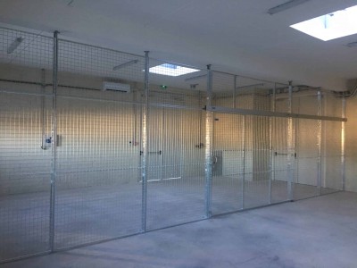 Création - Cloisonnement grillagé TROAX